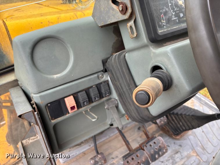 image for item DU0286 1994 JCB 214 backhoe