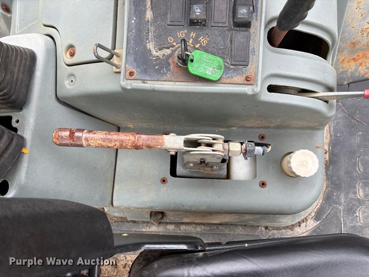 image for item DU0286 1994 JCB 214 backhoe