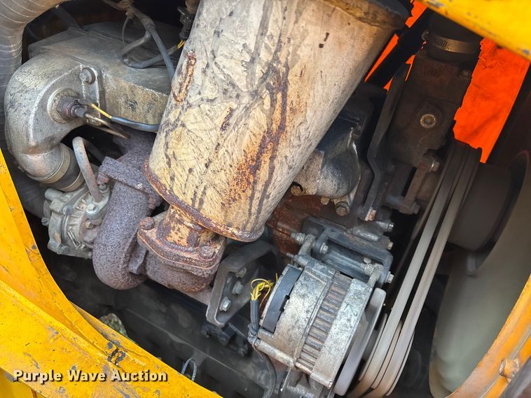 image for item DU0286 1994 JCB 214 backhoe