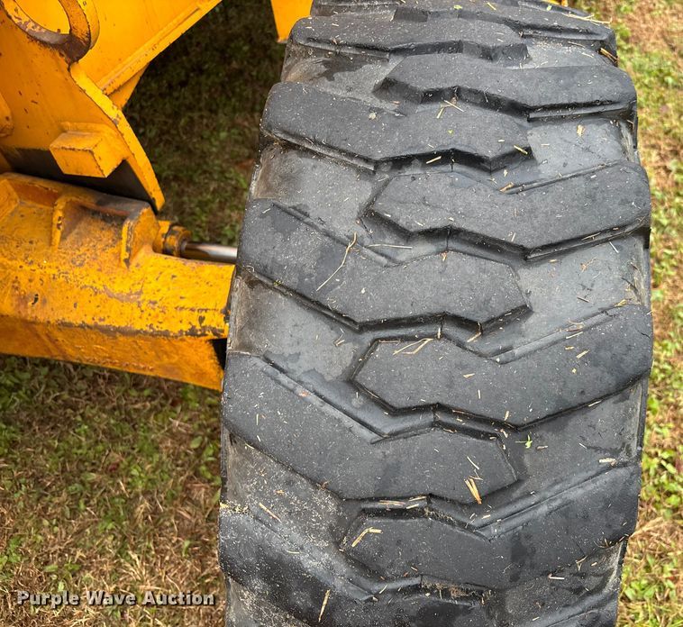 image for item DU0286 1994 JCB 214 backhoe