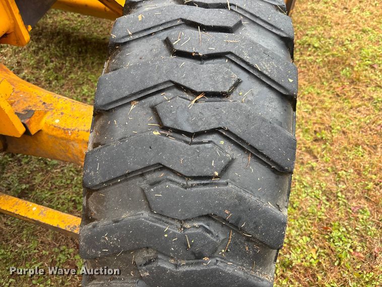 image for item DU0286 1994 JCB 214 backhoe