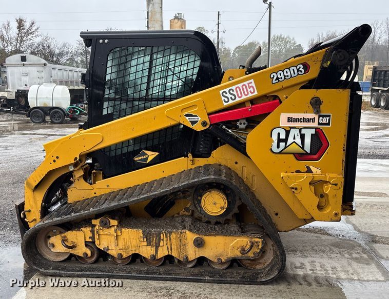 image for item DU0301 2022 Caterpillar 299D3 tracked skid steer loader