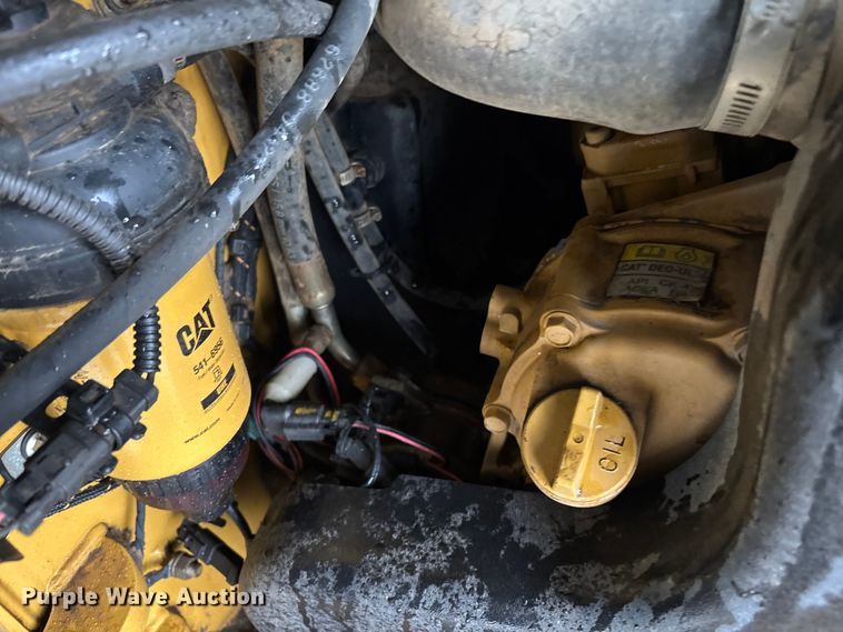 image for item DU0301 2022 Caterpillar 299D3 tracked skid steer loader