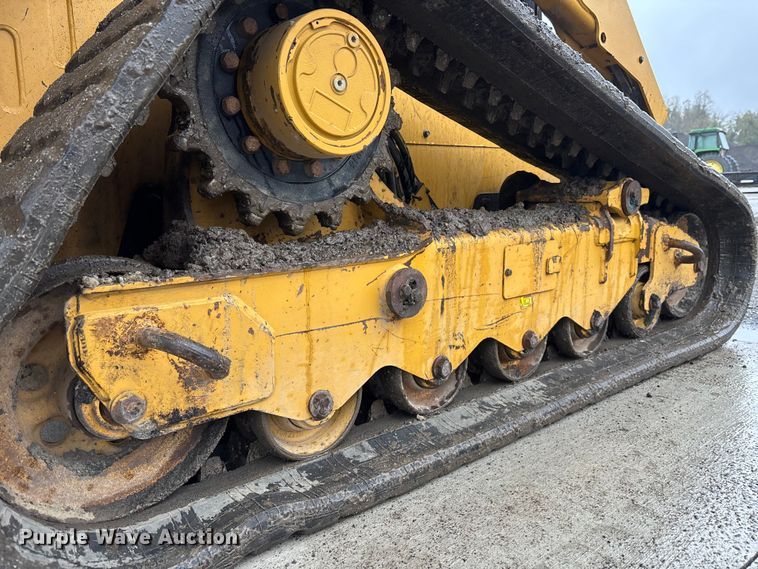 image for item DU0301 2022 Caterpillar 299D3 tracked skid steer loader