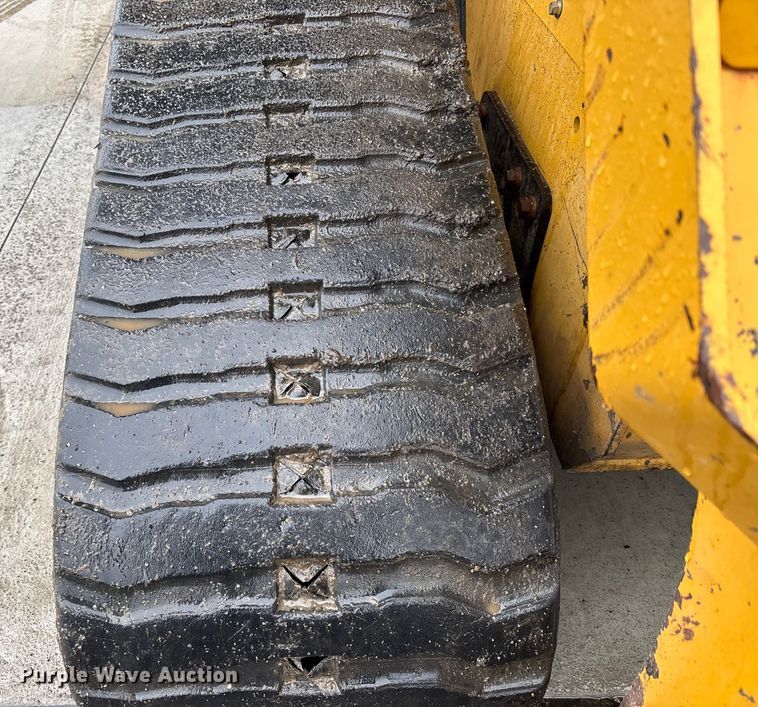 image for item DU0301 2022 Caterpillar 299D3 tracked skid steer loader