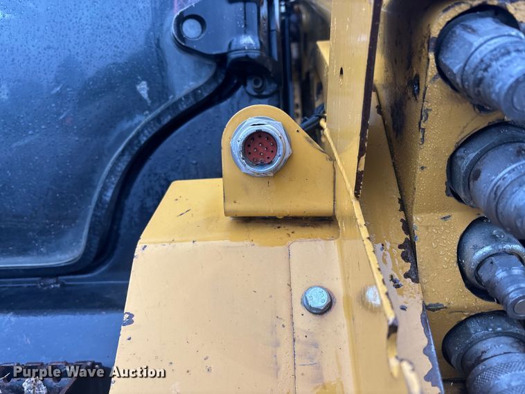 image for item DU0302 2018 Caterpillar 299D2XHP forestry tracked skid steer loader  