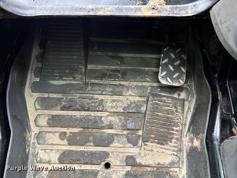 image for item DU0302 2018 Caterpillar 299D2XHP forestry tracked skid steer loader  