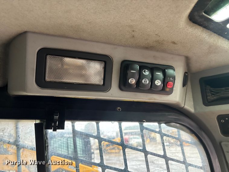 image for item DU0302 2018 Caterpillar 299D2XHP forestry tracked skid steer loader  