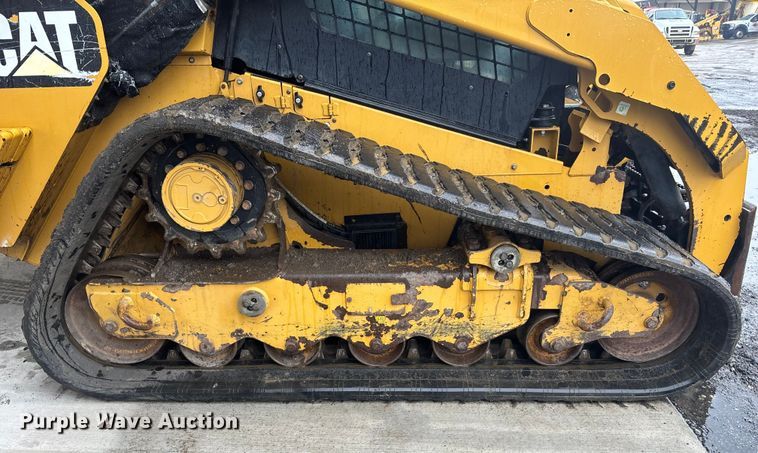 image for item DU0302 2018 Caterpillar 299D2XHP forestry tracked skid steer loader  