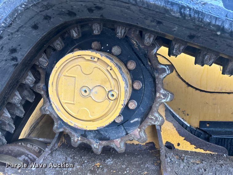 image for item DU0302 2018 Caterpillar 299D2XHP forestry tracked skid steer loader  