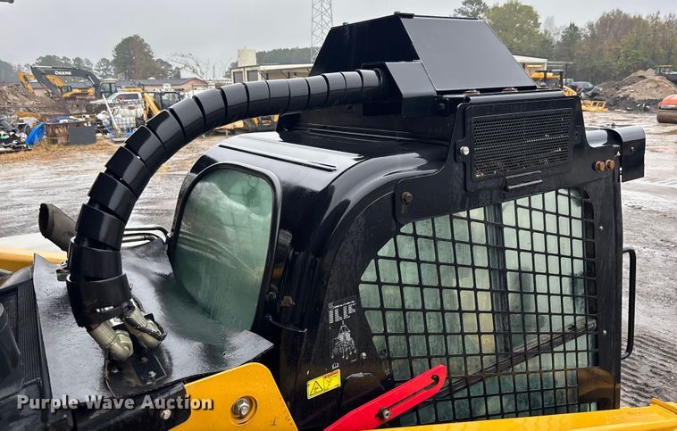 image for item DU0303 2017 Caterpillar 299D2XHP forestry tracked skid steer loader  