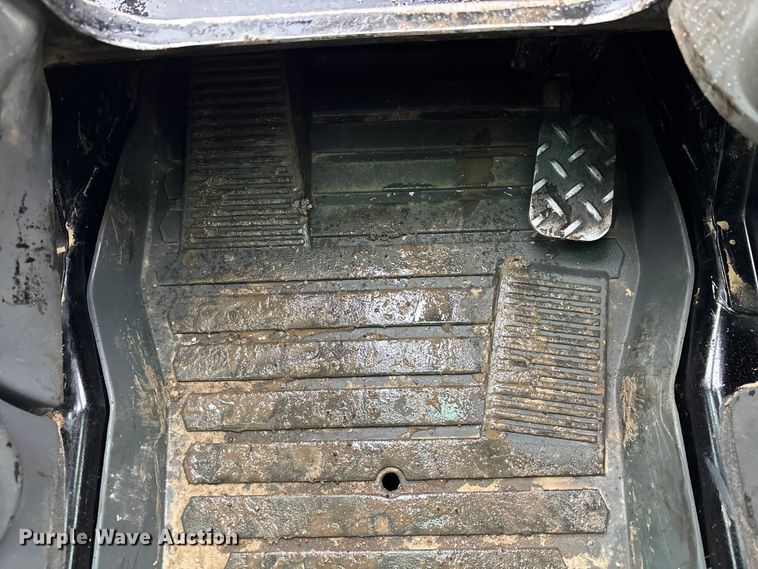 image for item DU0303 2017 Caterpillar 299D2XHP forestry tracked skid steer loader  