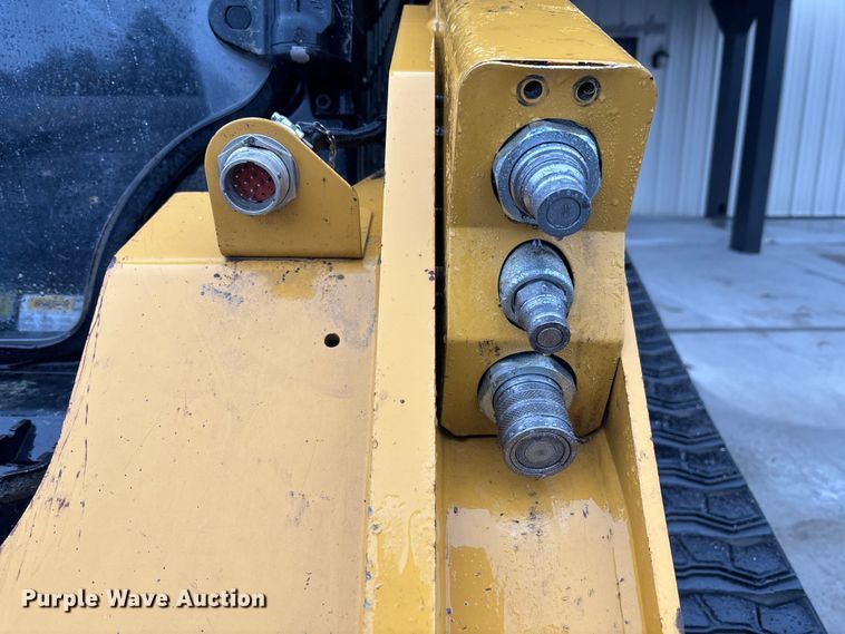 image for item DU0304 2023 Caterpillar 289D3 tracked skid steer loader