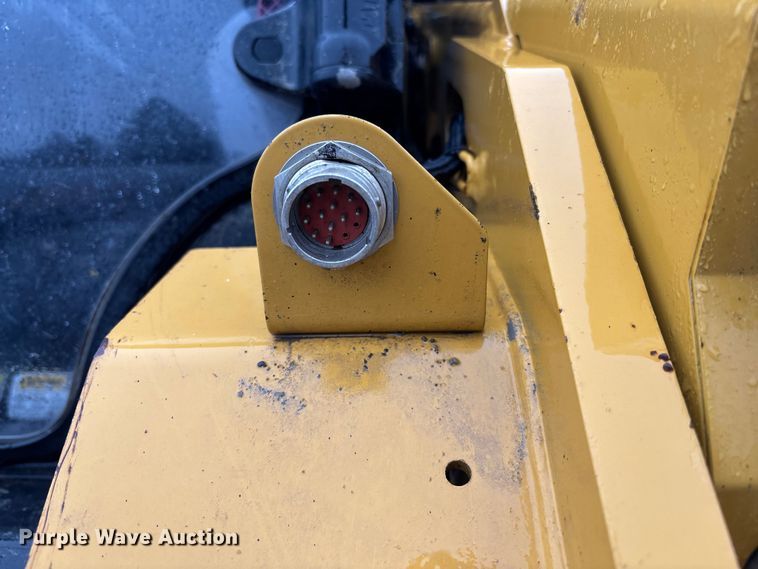 image for item DU0304 2023 Caterpillar 289D3 tracked skid steer loader