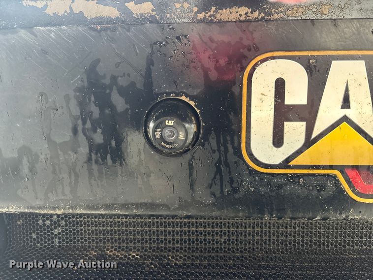 image for item DU0304 2023 Caterpillar 289D3 tracked skid steer loader