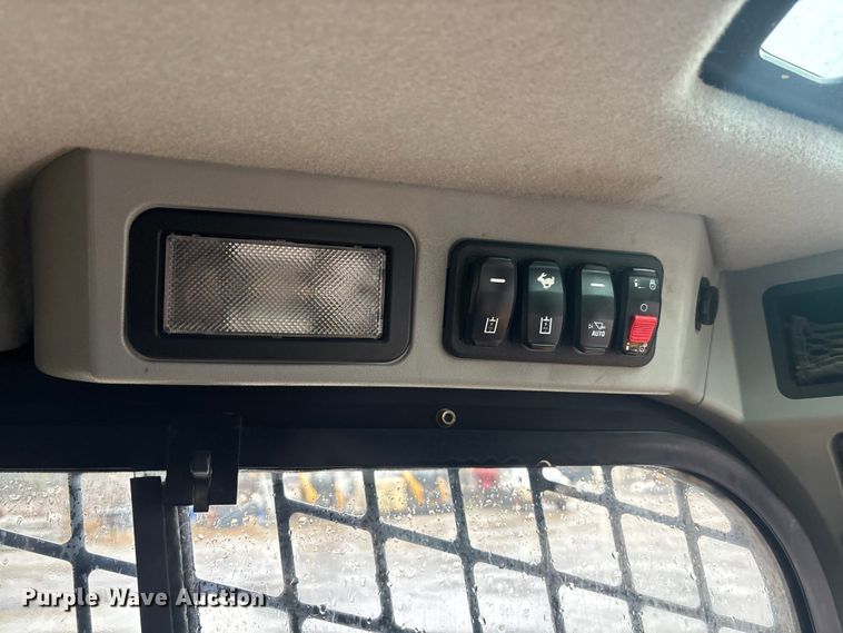 image for item DU0304 2023 Caterpillar 289D3 tracked skid steer loader