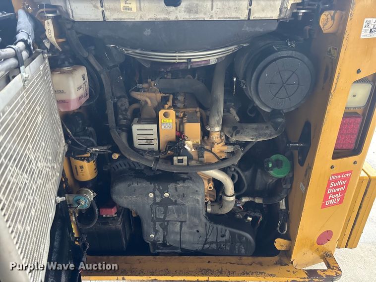 image for item DU0304 2023 Caterpillar 289D3 tracked skid steer loader
