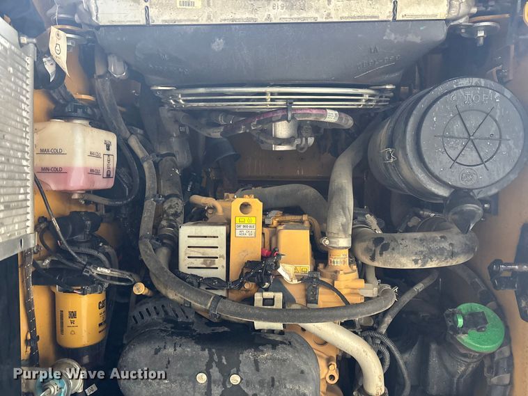 image for item DU0304 2023 Caterpillar 289D3 tracked skid steer loader