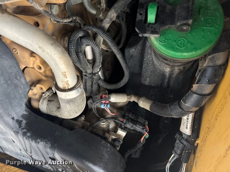 image for item DU0304 2023 Caterpillar 289D3 tracked skid steer loader