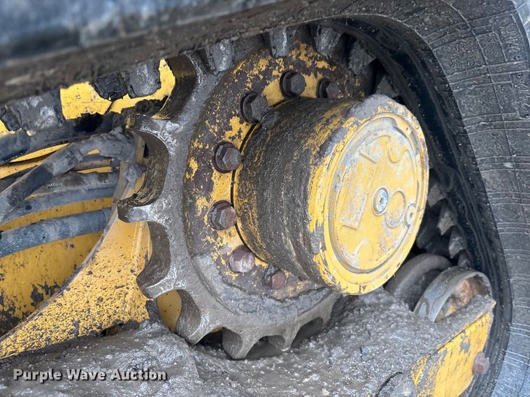 image for item DU0304 2023 Caterpillar 289D3 tracked skid steer loader