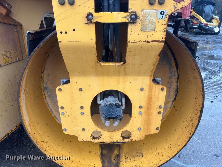 image for item DU0306 1999 Dynapac CC422 double drum vibratory roller