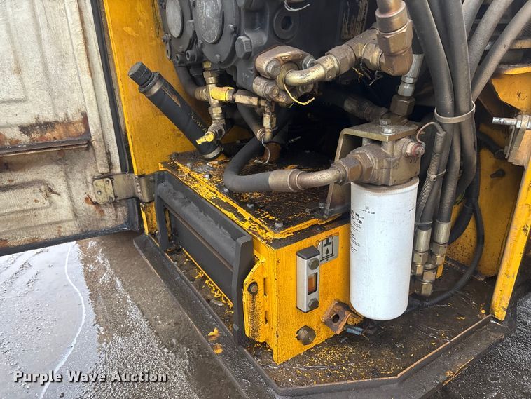 image for item DU0306 1999 Dynapac CC422 double drum vibratory roller