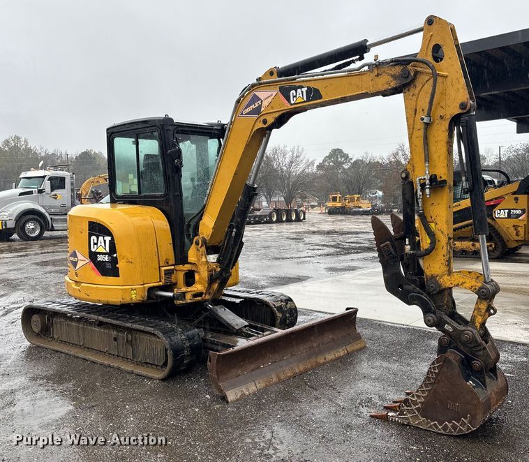 image for item DU0308 2017 Caterpillar 305E2 mini excavator