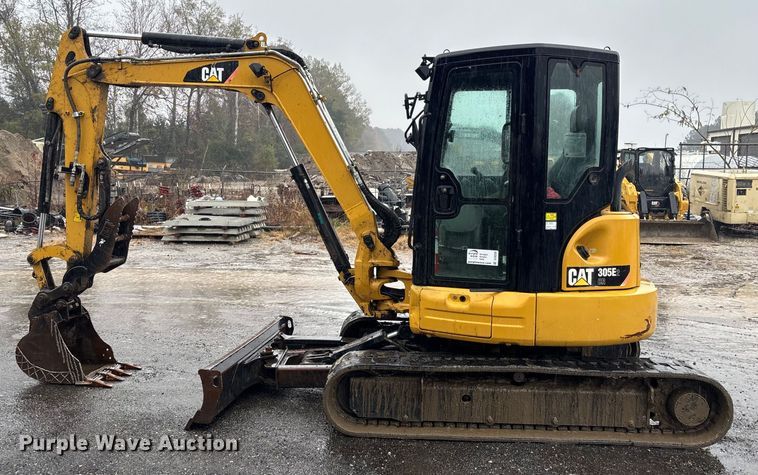 image for item DU0308 2017 Caterpillar 305E2 mini excavator