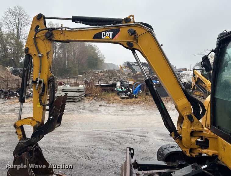 image for item DU0308 2017 Caterpillar 305E2 mini excavator