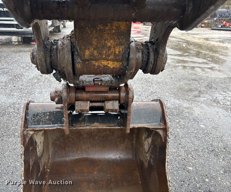 image for item DU0308 2017 Caterpillar 305E2 mini excavator