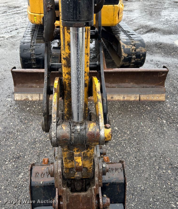 image for item DU0308 2017 Caterpillar 305E2 mini excavator