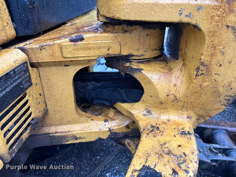 image for item DU0308 2017 Caterpillar 305E2 mini excavator
