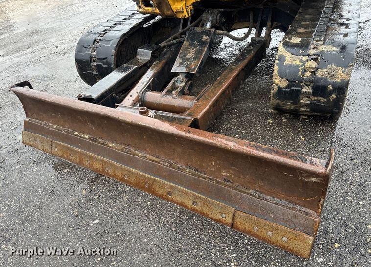 image for item DU0308 2017 Caterpillar 305E2 mini excavator