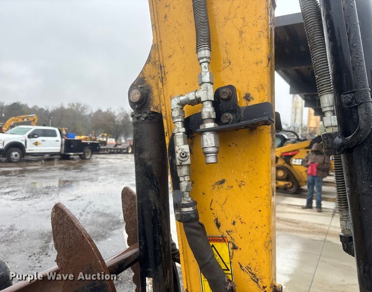 image for item DU0308 2017 Caterpillar 305E2 mini excavator