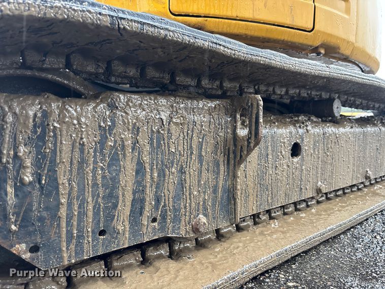 image for item DU0308 2017 Caterpillar 305E2 mini excavator