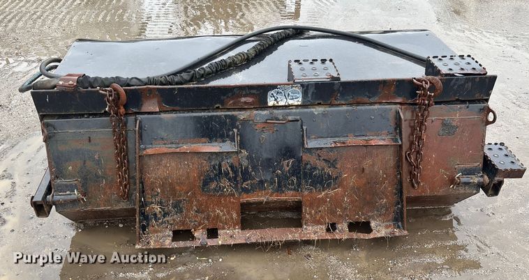 image for item DU0310 Skid steer sweeper