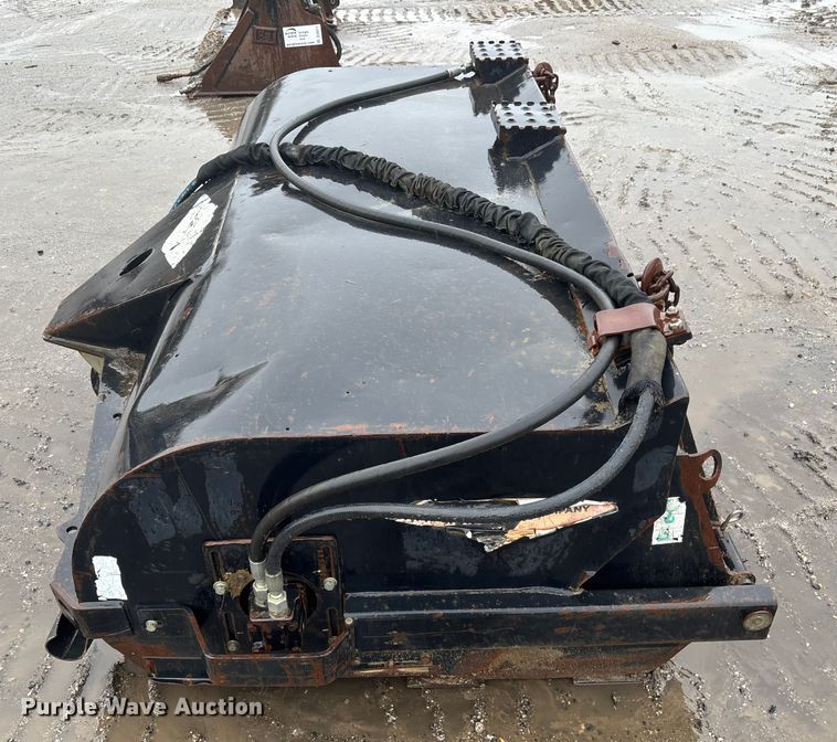 image for item DU0310 Skid steer sweeper