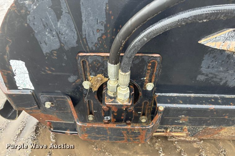 image for item DU0310 Skid steer sweeper