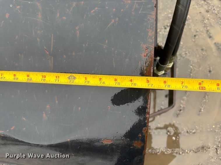 image for item DU0310 Skid steer sweeper