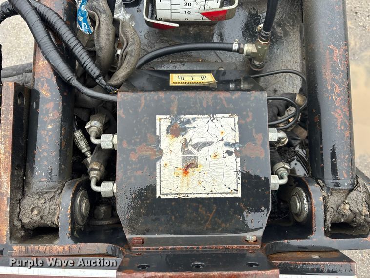 image for item DU0312 2011 Caterpillar PC205 skid steer cold planer