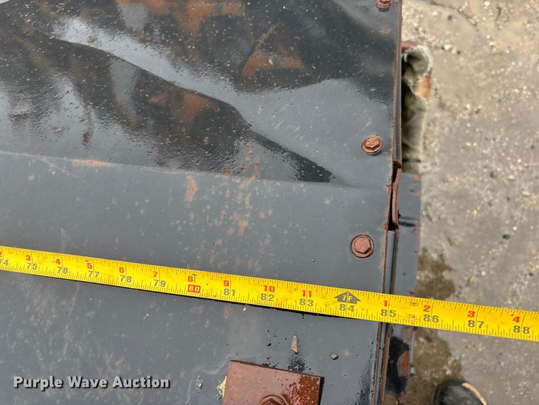 image for item DU0314 Caterpillar BA18 skid steer broom