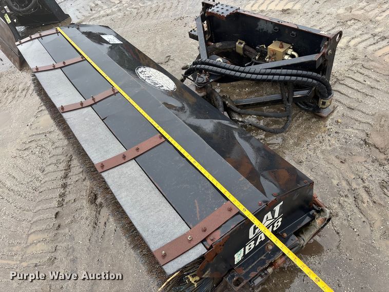image for item DU0314 Caterpillar BA18 skid steer broom
