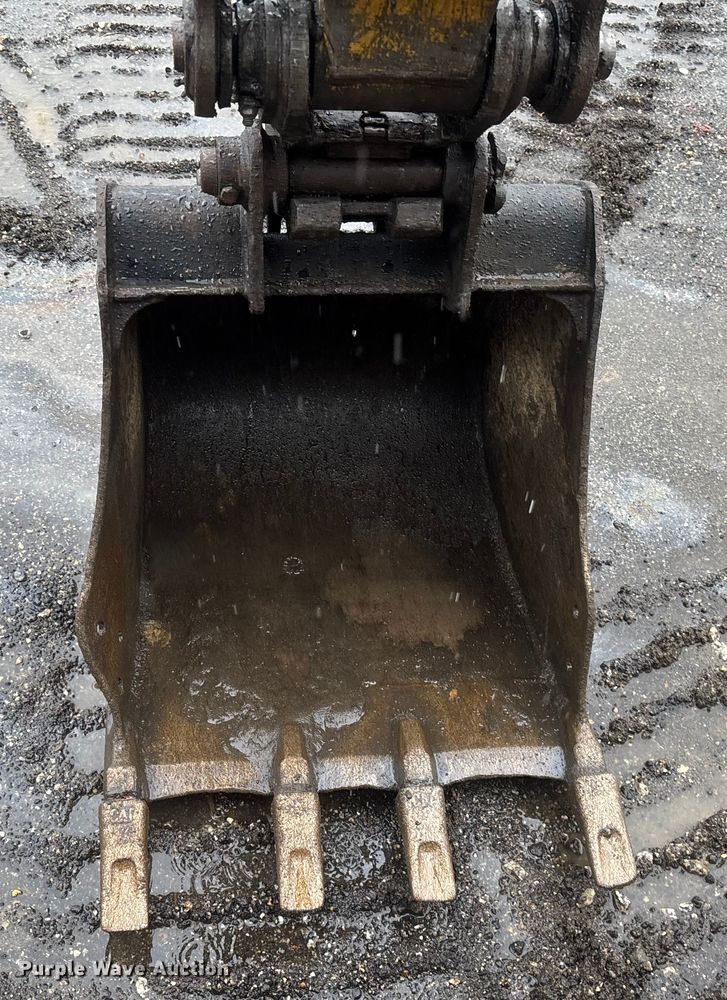 image for item DU0315 2014 Caterpillar 305.5E CR mini excavator