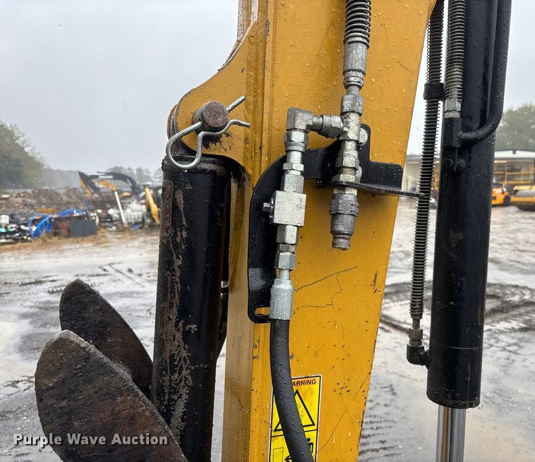 image for item DU0315 2014 Caterpillar 305.5E CR mini excavator