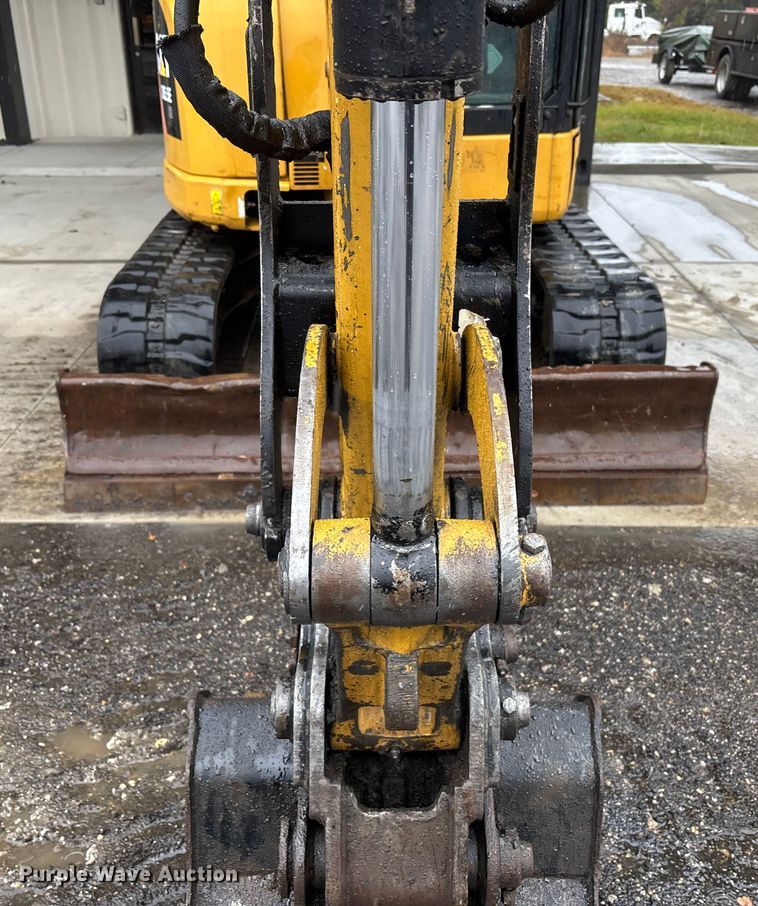 image for item DU0315 2014 Caterpillar 305.5E CR mini excavator