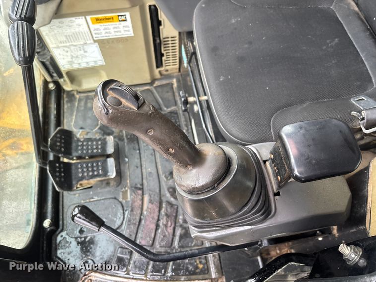 image for item DU0315 2014 Caterpillar 305.5E CR mini excavator