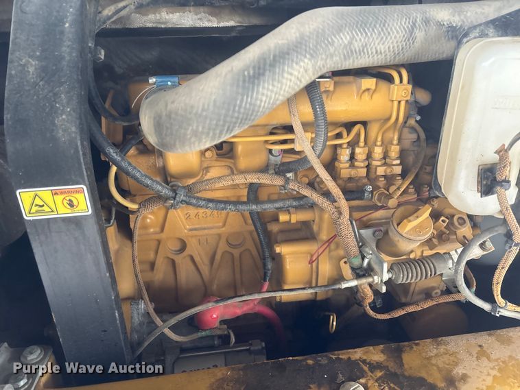 image for item DU0315 2014 Caterpillar 305.5E CR mini excavator