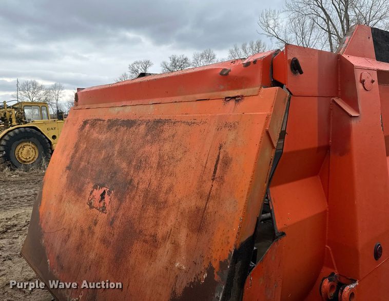 image for item DV0706 Reliance dump bed