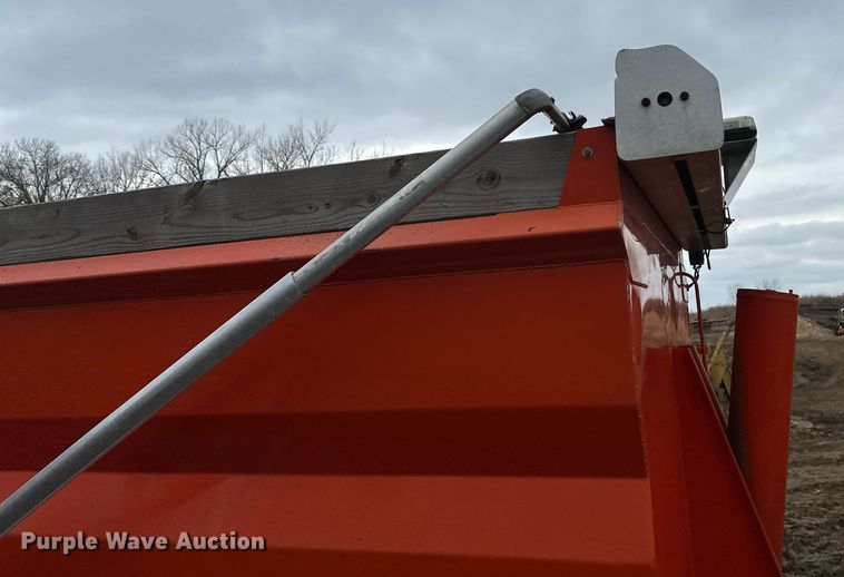 image for item DV0706 Reliance dump bed