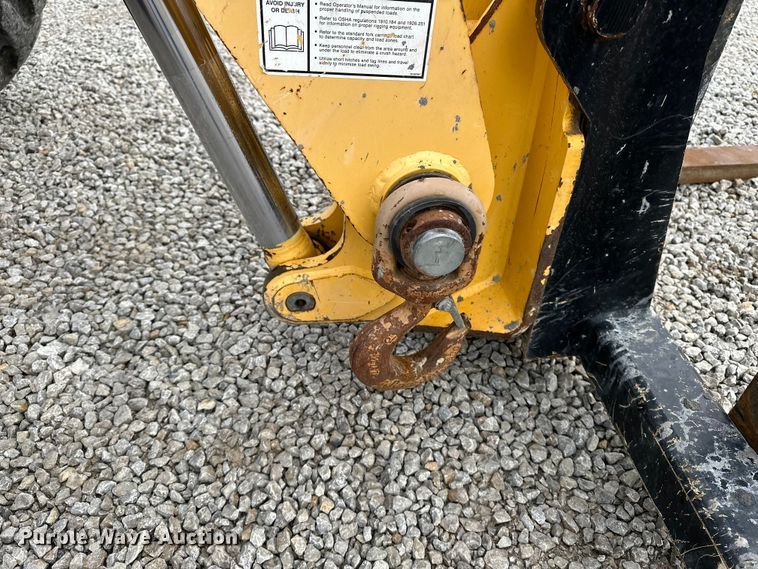 image for item DV0752 Gehl RS8-42 telehandler